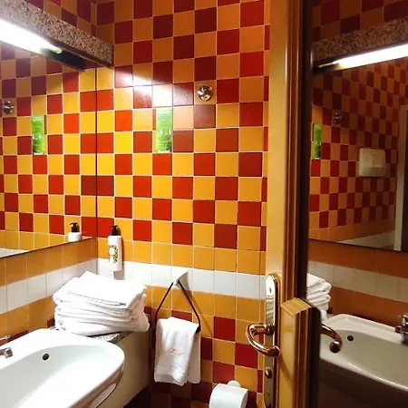 Antares Otel 3*